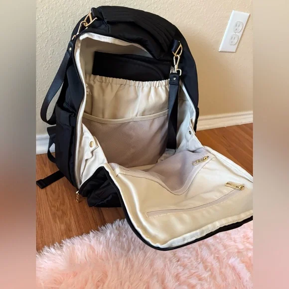 Ju-Ju-Be New Classic Black Diaper Bag - Picture 2 of 8